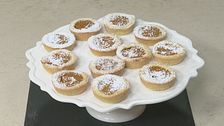 Tartellette con zucca e amaretti
