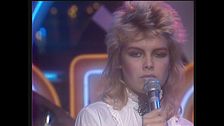 Kim Wilde canta "Kids in America" a Popcorn 1981