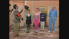A lezione di ginnastica aerobica con Casa Vianello