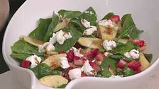 Insalata di fragole, spinaci e noci