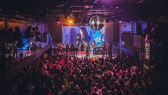 Laura Pausini ha compiuto 50 anni, le immagini dal suo BIRTHDAY PAuRTY