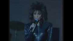 Loredana Bertè canta "Acqua" a Vota la voce '85