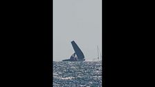 Paura per Alinghi: albero della barca spezzato