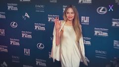 Angelina Jolie sempre più "Jolie" in abito sottoveste