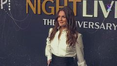 Drew Barrymore, la bimba di E.T. compie 50 anni