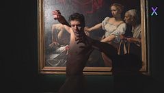 Un compleanno, due stelle: Keira Knightley e Roberto Bolle