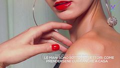 Manicure fai da te: tre semplici passaggi per mani sempre curate