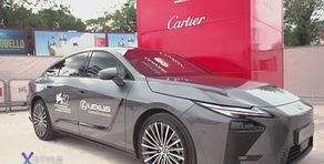 L'arte che scorre tra le forme: Lexus e la bellezza che anticipa