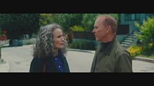 Michael Keaton è "Il padre dell'anno", al cinema una storia di famiglie imperfette