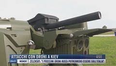 Breaking News delle 09.00 | Attacchi con droni a Kiev