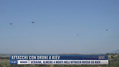 Breaking News delle 11.00 |  Attacchi con droni a Kiev