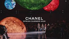 Chanel, il gran finale dello show di debutto di Matthieu Blazy