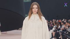 Il bianco illumina il guardaroba dell'inverno