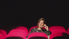 Silvia Mezzanotte, il video della cover di "Ti pretendo"