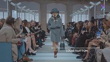 Abiti di maglia, dalle passerelle all'armadio: come indossarli con stile