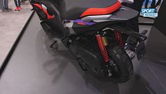 Aprilia SRGT400, spirito sportivo e comfort