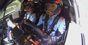 Rally del Portogallo: vola la portiera nell'incidente della Hyundai