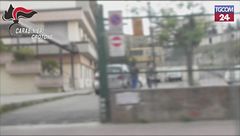 Ex dirigente scolastica ai domiciliari a Crotone per corruzione