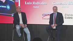 La versione di Rubiales finisce... sotto un lancio di uova