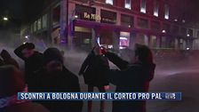Breaking News delle 21.30 | Scontri a Bologna durante il corteo pro Pal