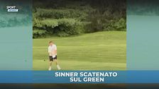 Sinner esulta sul campo da golf: le vacanze possono iniziare