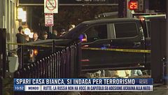 Breaking News delle 11.00 | Spari Casa Bianca, si indaga per terrorismo