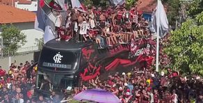 La festa del Flamengo finisce male: duri scontri con la polizia