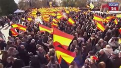 Madrid, folla in piazza contro Sanchez: la protesta travolge il governo
