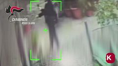 Reggio Calabria, si finge carabiniere e raggira un'anziana: arrestato