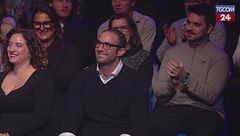 "La ruota della fortuna", Gerry Scotti accoglie in studio il figlio Edoardo: "Cercherò di non essere troppo emozionato"