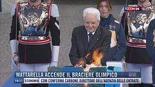 Breaking News delle 14.00 | Mattarella accende il braciere olimpico