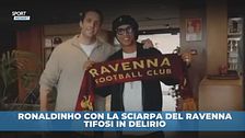 Ronaldinho con la sciarpa del Ravenna