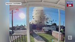 California, boato improvviso: casa distrutta in un istante