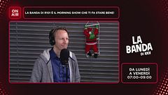 Carlo Conti e i titoli delle canzoni di Sanremo