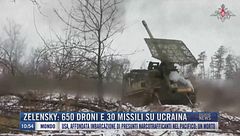 Breaking News delle 11.00 | Zelensky: 650 droni e 30 missili su Ucraina