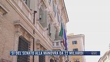 Breaking News delle 21.30 | Sì del Senato alla manovra da 22 miliardi