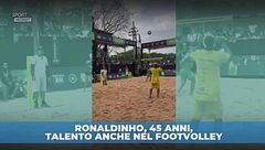 Ronaldinho talento anche a footvolley