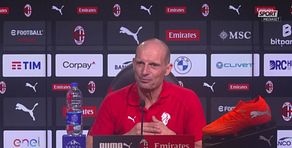 Allegri, che risate con Carlo Pellegatti: "Scudetto? Non esistiamo…"