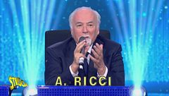 Ricci annuncia "Dazi", la sigla finale di Striscia la notizia