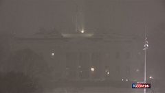 La tempesta di neve imbianca... la Casa Bianca