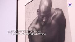 Le opere più potenti, iconiche e anticonformiste di Robert Mapplethorpe in mostra a Milano