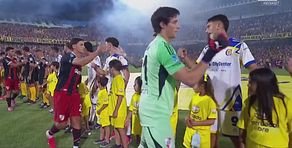 Paredes lancia il Boca su rigore: col Newell's finisce 2-0