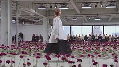 Camicia bianca, i modelli più belli dall'inverno alla primavera