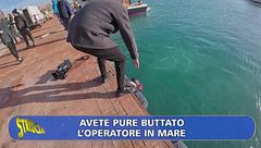 Cameraman di Striscia scaraventato in mare in Calabria: anticipazione dell'inchiesta di Macrì sulla pesca illegale