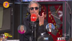 Fiorello imita Corona e i tormentoni di Falsissimo