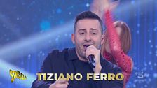 Tiziano Ferro canta "Fritto Misto" del Gabibbo