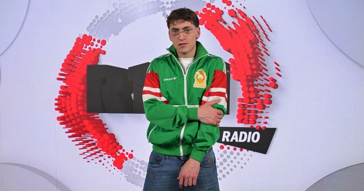 R101: Melita Toniolo intervista Tredici Pietro Video | Mediaset Infinity
