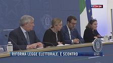 Breaking News delle 21.30 | Riforma legge elettorale: è scontro
