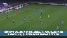 Rifiuta il cambio, allenatore gelato