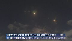 Breaking News delle 11.00 | Nuovi attacchi incrociati Israele-Teheran